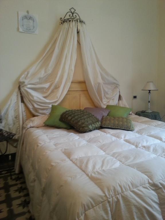 Casa Simonetti Bed and Breakfast Torre del Lago Puccini Δωμάτιο φωτογραφία